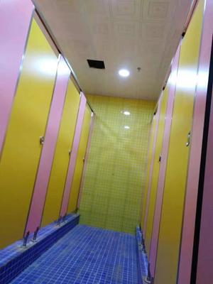 四川衛生間隔斷的好處